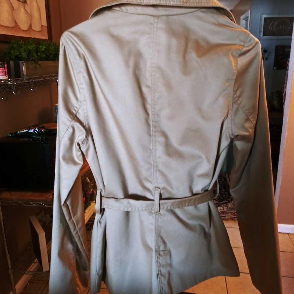 Jacket - Picture 2 of 2